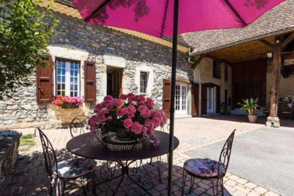 Gite De Charme : La Grange Au Lac Azur Treffort  Exterior foto