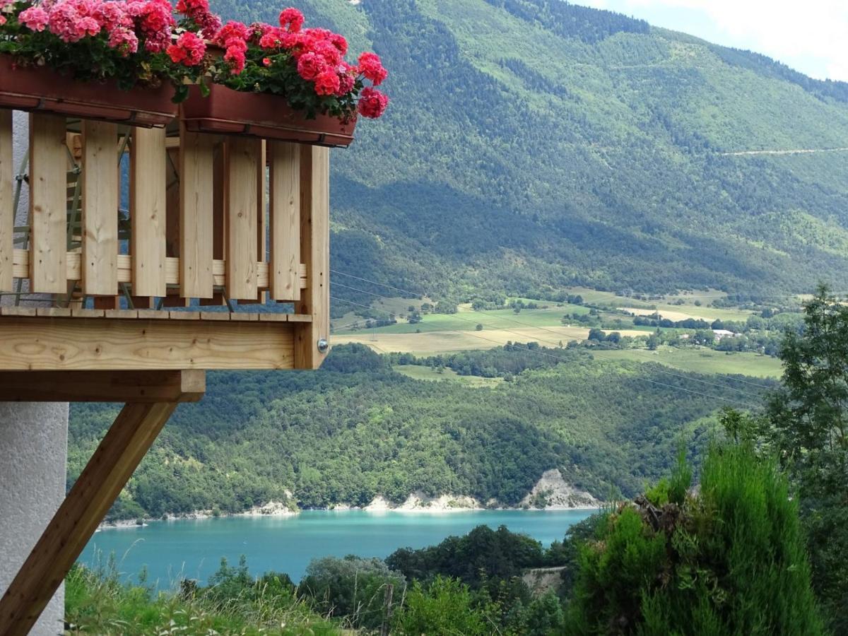 Gite De Charme : La Grange Au Lac Azur Treffort  Exterior foto